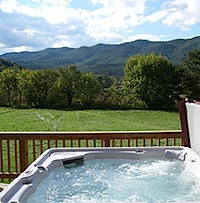 hot tub vacation rental cabin